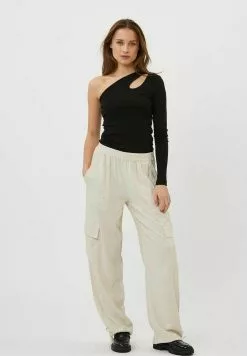 Moves Winkel -Moves Winkel 20c397c7d2e2453896b385d6e9d2f84a