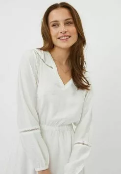 Moves Soleima- Jurk - Snow White 9 Moves Soleima- Jurk - Snow White -Moves Winkel 26eead02f52047309567ba43bb6ad974