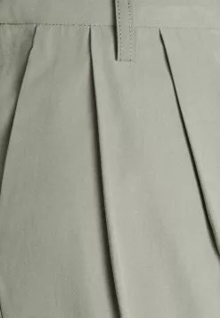 Moves Nimma - Chino - Olive Moss -Moves Winkel 34fb671cfb98443ebaf4999530a42302