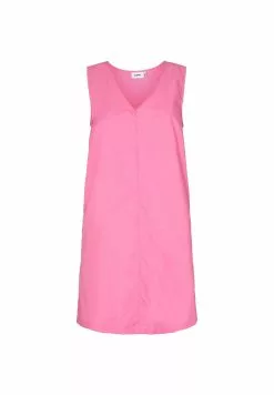 Moves Jurk - Fuchsia Pink -Moves Winkel 3e99bb08d3e640e79e856e62fc71645a