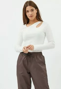 Moves Luvie - Longsleeve - Ivory