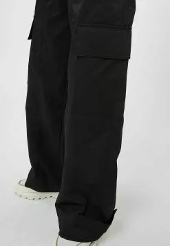 Moves Largo- Cargobroek - Black 11 Moves Largo- Cargobroek - Black -Moves Winkel 724f93c8c37d48daa152ca21c42f3bcb