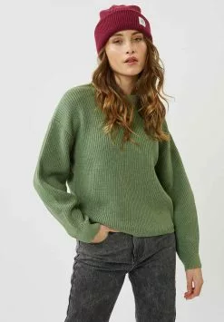 Moves Esinna- Trui - Green Bay