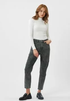 Moves Fienna - Longsleeve - Ivory