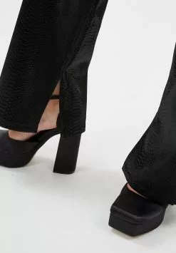 Moves Idamima - Broek - Black -Moves Winkel a78b621ff620417ba8ee0d4d9a418a19