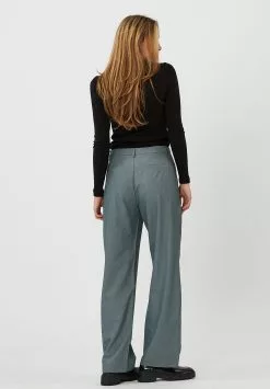 Moves Fienna - Longsleeve - Black -Moves Winkel bffa2e8c6b2148aa928a1a054084120a