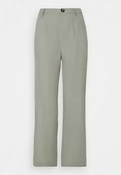 Moves Nimma - Chino - Olive Moss -Moves Winkel d778b4c3f5f743ed924df57507c61cc6