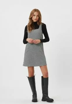 Moves Monne - Jurk - Black -Moves Winkel db83775b92b24d2fa13ecd14aef7619f