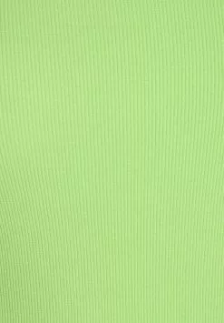 Moves Luvie - Longsleeve - Sap Green 12 Moves Luvie - Longsleeve - Sap Green -Moves Winkel dcc639c6c1fd489ea337e0226aef075e