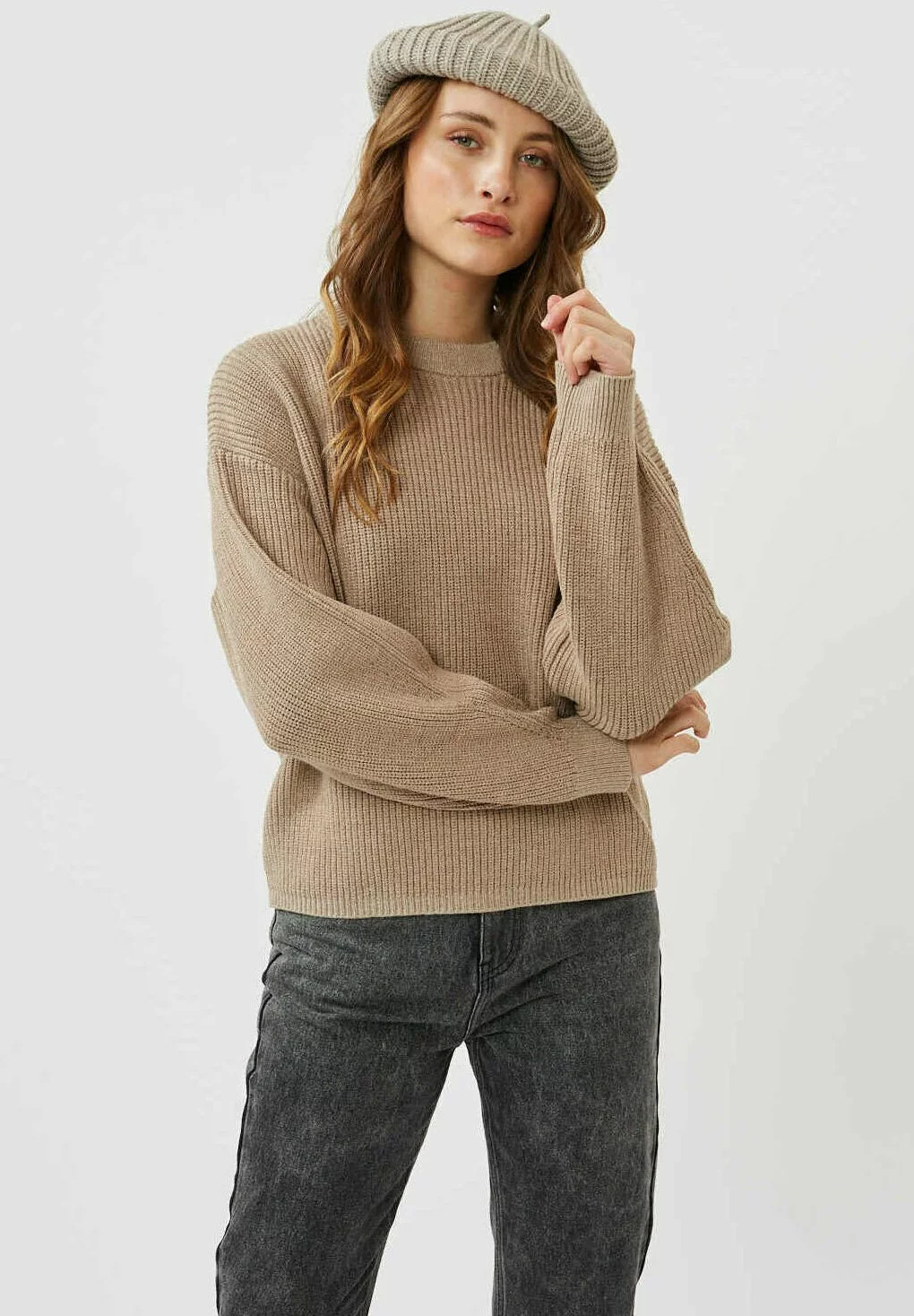 Moves Esinna- Trui - Warm Sand 3 Moves Esinna- Trui - Warm Sand